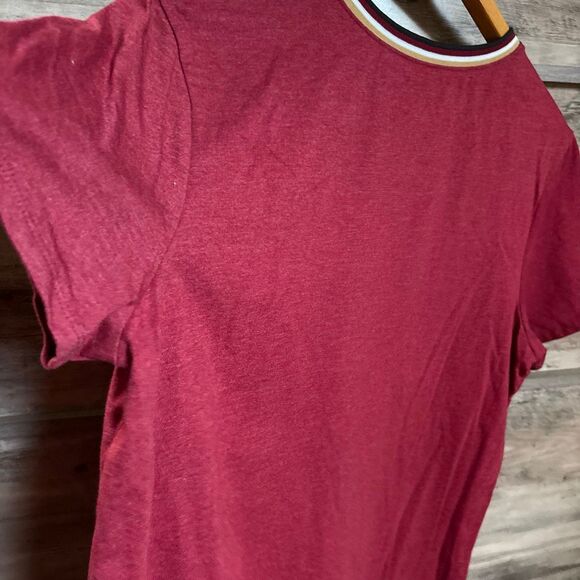 Disney World Hollywood Tower Hotel Tower of Terror Minnie Mouse T-shirt Women's - Picture 7 of 7